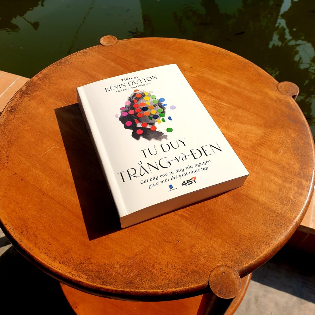 Hình ảnh trong bài viết Tư duy Trắng và Đen - Kevin Dutton Hình ảnh gợi ý cho bài viết Tư duy Trắng và Đen - Kevin Dutton của Pao Pevil