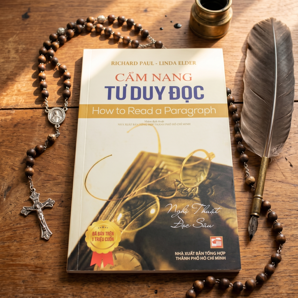Hình ảnh bìa sách: Cẩm nang Tư Duy Đọc
